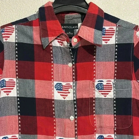 Just Class 4th of July Hearts Vintage Button Down Shirt - Picture 2 of 5